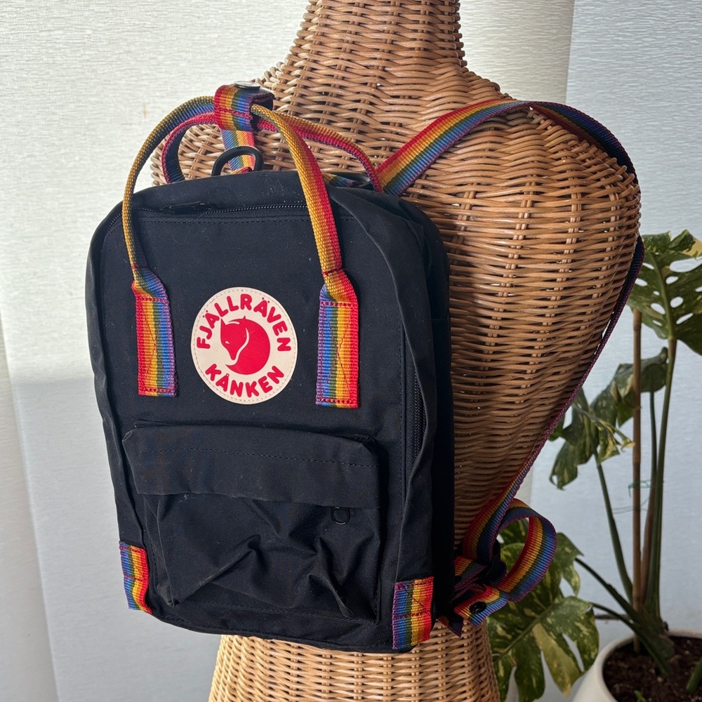 Fjällräven Kånken rainbow rare backpack